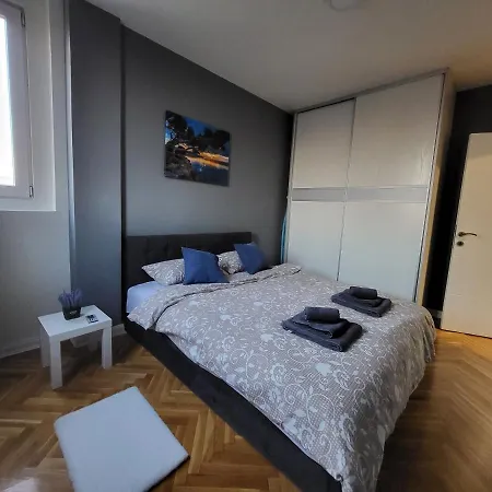 Apartment Grey *
